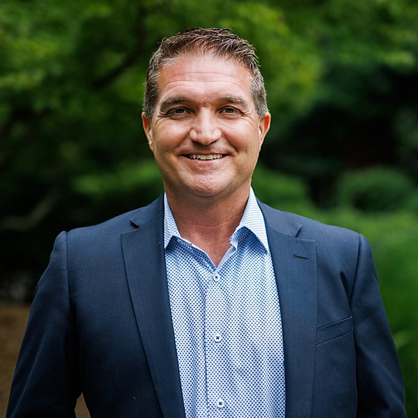 Tony Erwin, Principal Consultant